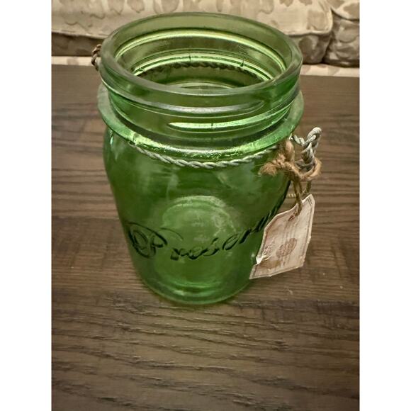 Vintage Green Glass Preservatives Jar - Picture 9 of 9